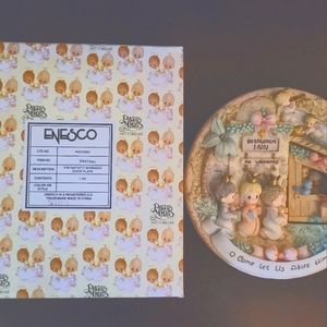 Nativity w/hinged door